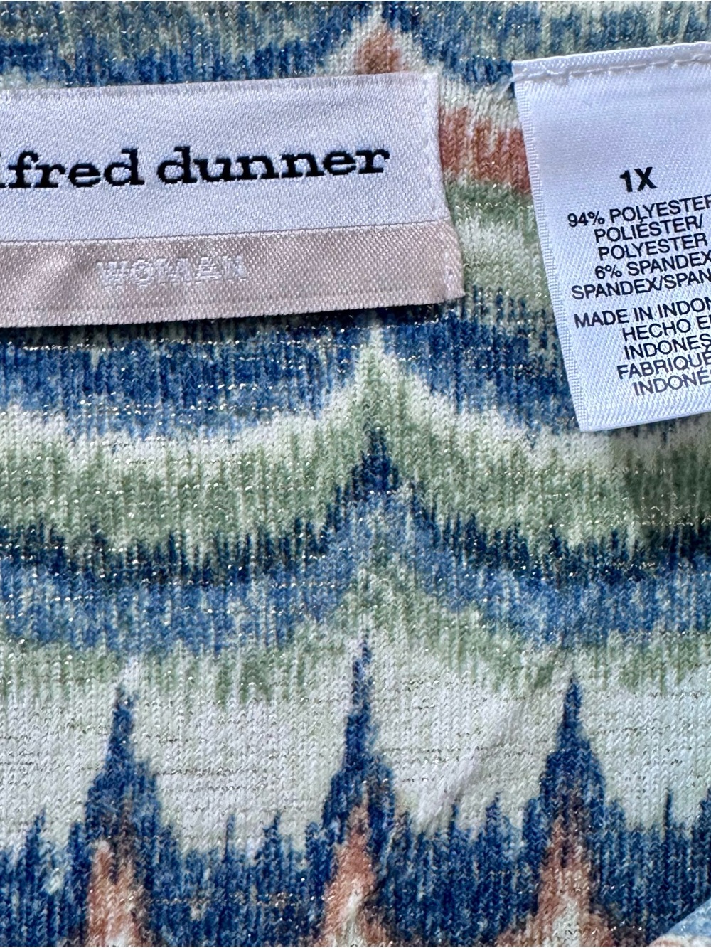 Alfred Dunner Blue, Green & Tan Wave-Print Knit Top, Women's Size 1X - Picture 2 of 3